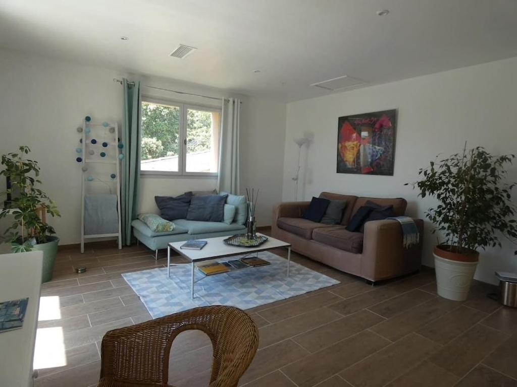 Villa Pierre Blanche Le Calme A 5Mn Du Centre Ville ニーム エクステリア 写真